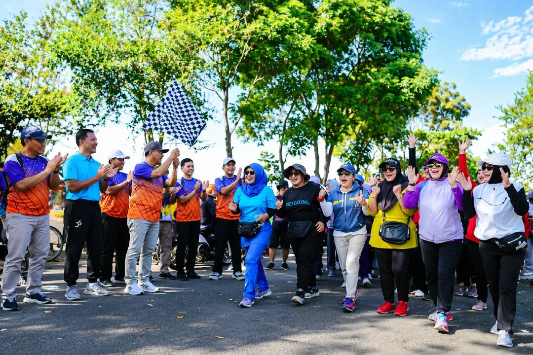 Jember Bangkitkan Gaya Hidup Sehat Lewat Olahraga Massal dan Aksi Bersih Lingkungan