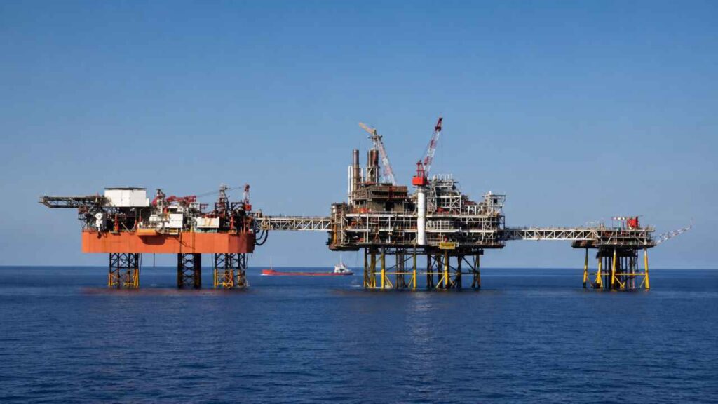 Minyak Dunia Bergerak di Kisaran US$76, Investor Pantau Konflik dan Inflasi