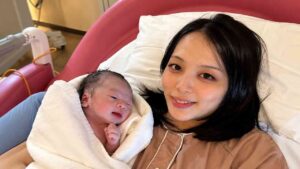 Kotoe Hashimoto Sambut Anak Ketujuh di Tengah Krisis Kelahiran Jepang